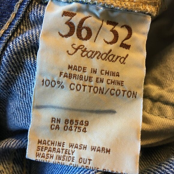 Tommy Bahama Jeans Mens 36x32 Standard Fit Fade Whiskering - Picture 15 of 15